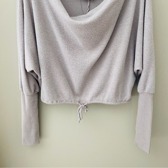 Urban Outfitters Off-the-Shoulder Crop Sweater Dusty Purple Sz Small - Picture 4 of 11